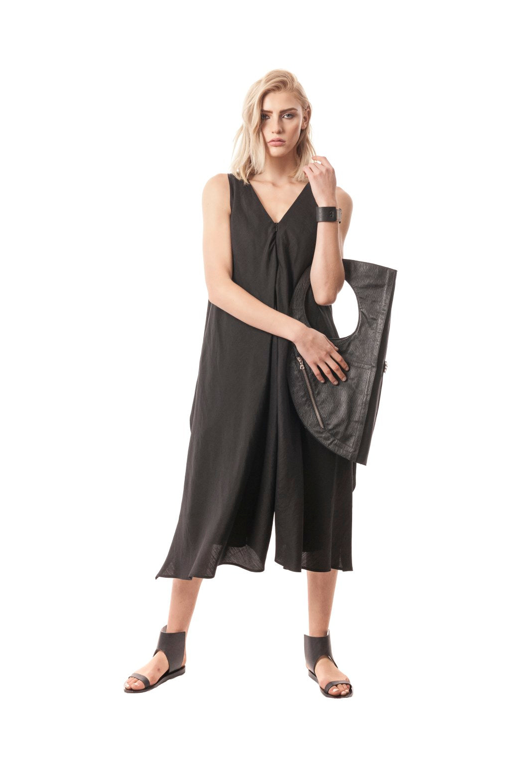 Incredible jumpsuit that will really take your breath away Silk/Linen