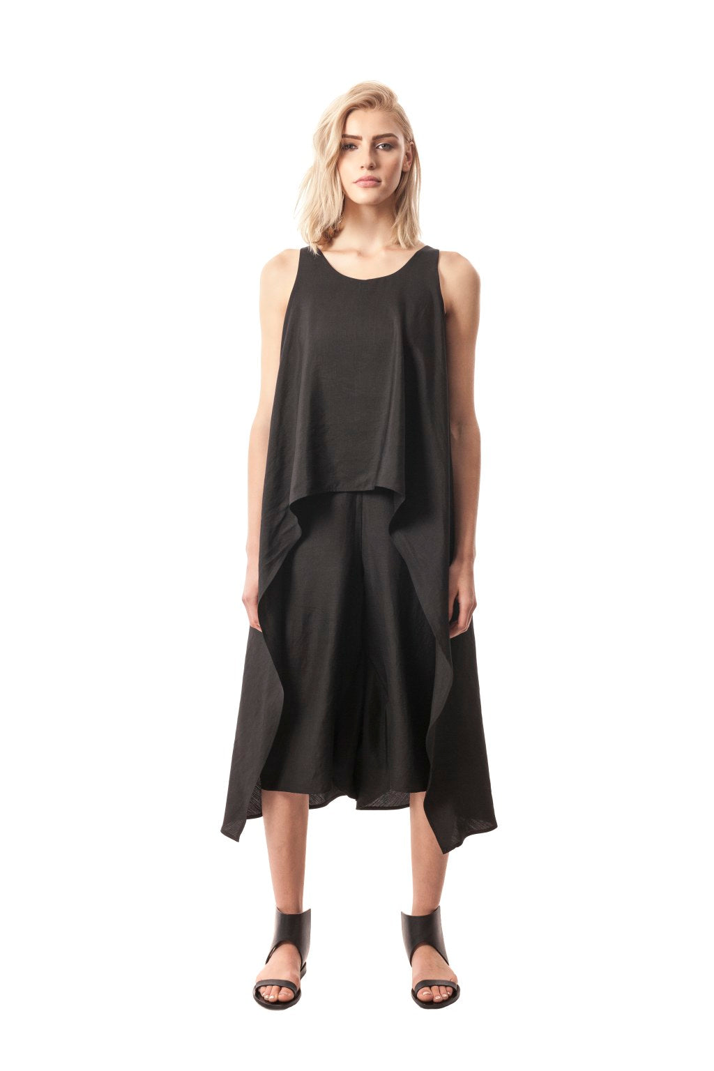 Incredible jumpsuit that will really take your breath away Silk/Linen