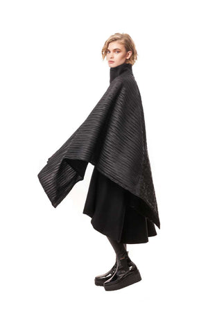 Padova Poncho, Edgy and sophisticated, Wool