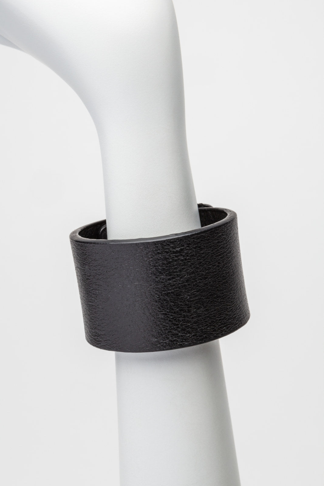 Lauren Bagliore Midtown leather cuff, with snap closure